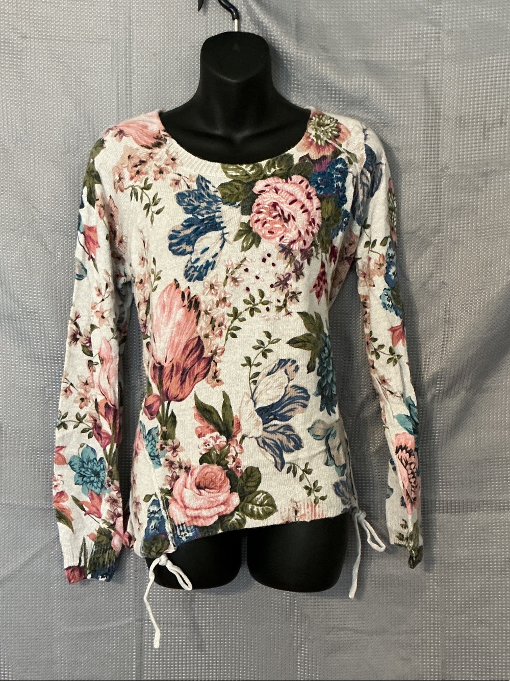 Anthropologie Floral Crewneck Sweater - Cream, Pink & Blue